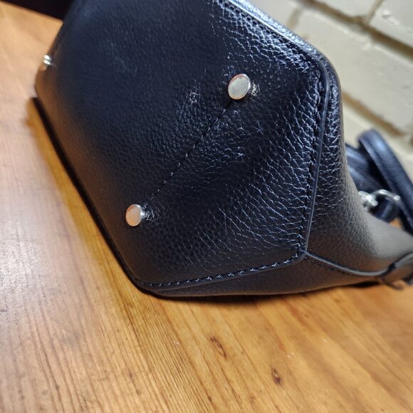 Euc Kate Spade Southport Ave Hanna Black Leather Crossbody Bag Bucket Handbag - Picture 9 of 11